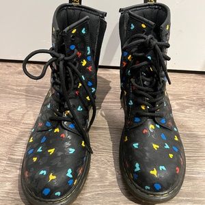 Doc Martens size 7US womensq
